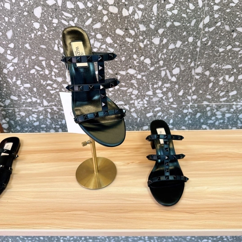 DailyWear Vxlxntino Sandals 229668