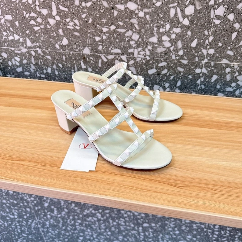 Unique Vxlxntino Sandals 229659