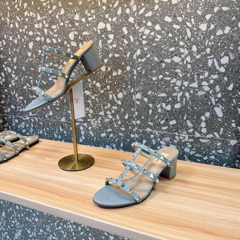 SportInspired Vxlxntino Sandals 229664