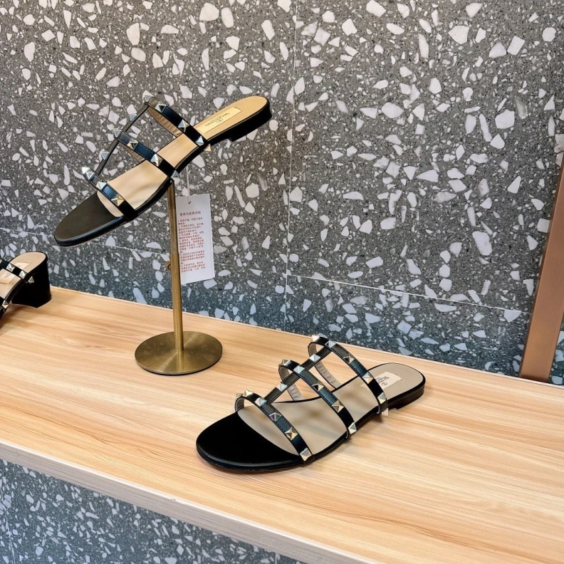 Efficient Vxlxntino Sandals 229660