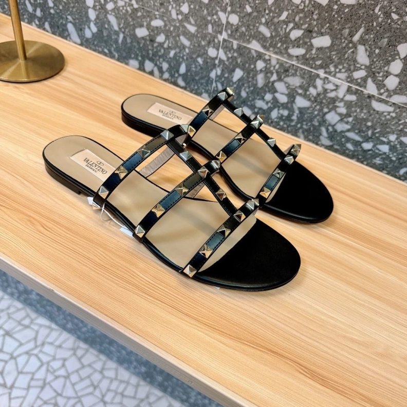 Efficient Vxlxntino Sandals 229660