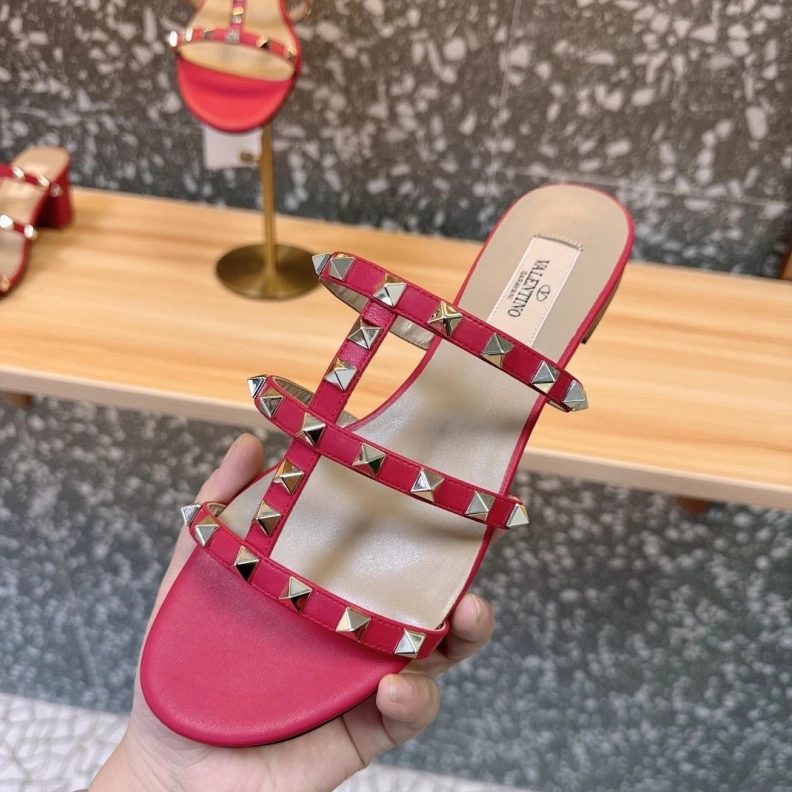 Flexible Vxlxntino Sandals 229663