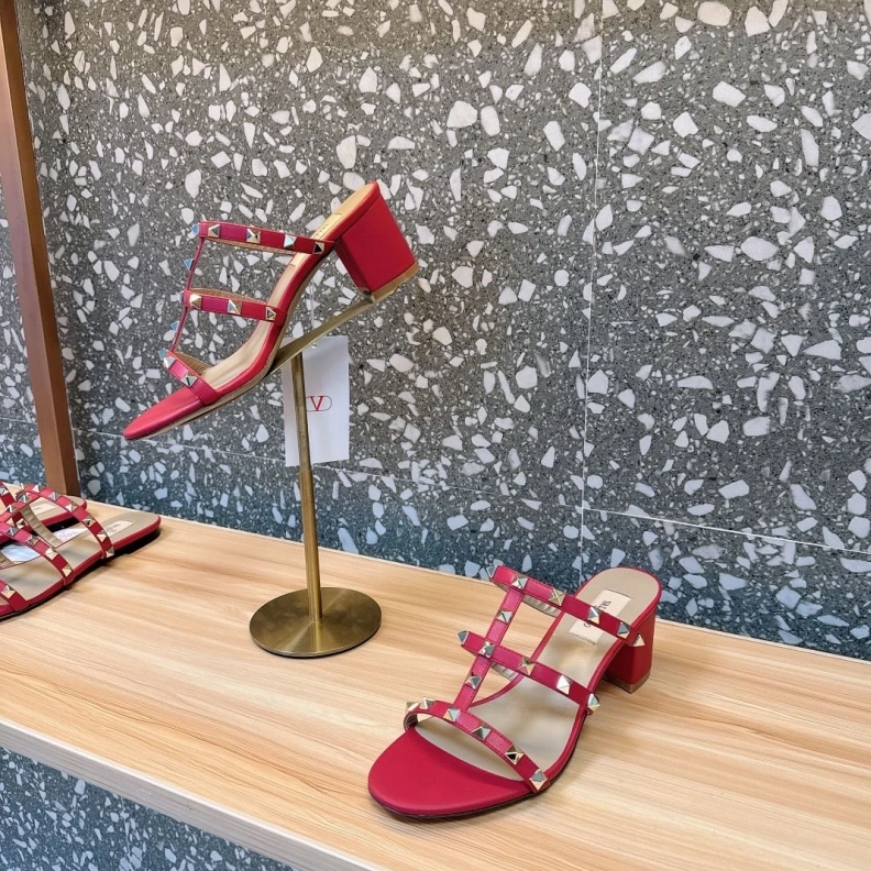 HighQuality Vxlxntino Sandals 229669