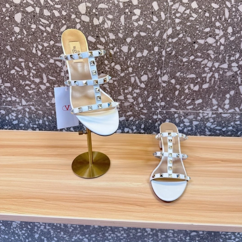 Trendy Vxlxntino Sandals 229651