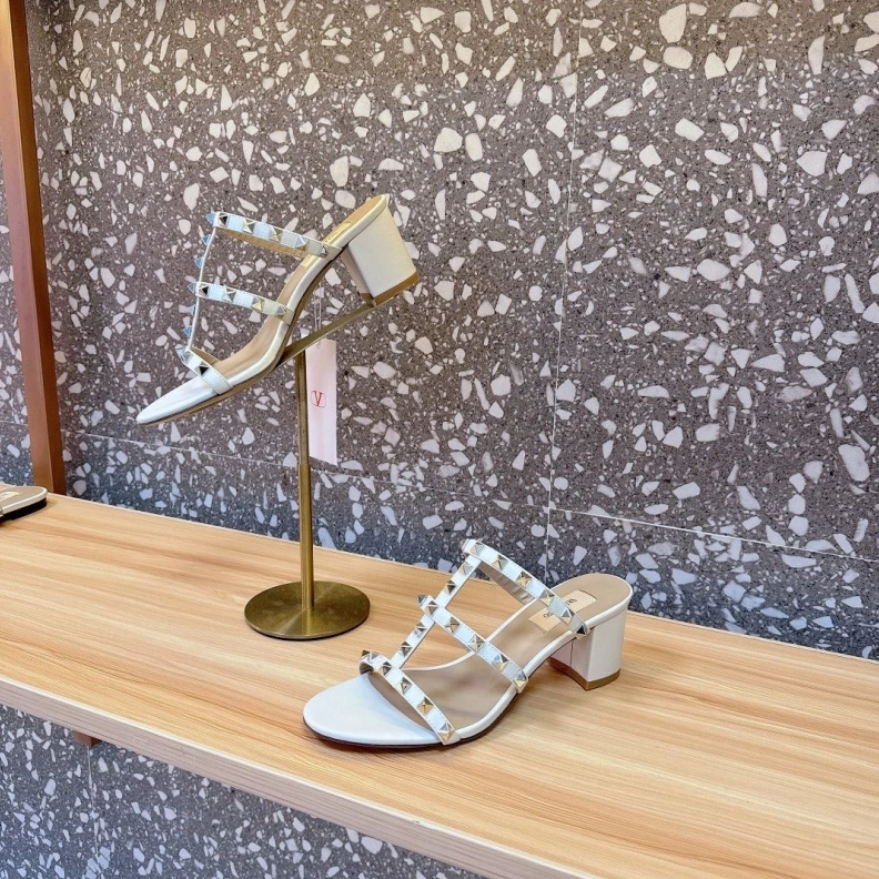 Trendy Vxlxntino Sandals 229651