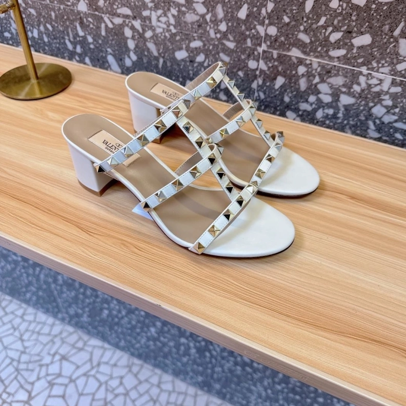 Trendy Vxlxntino Sandals 229651