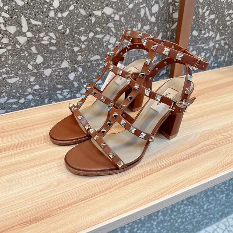 Vxlxntino Sandals WellDesigned 229648