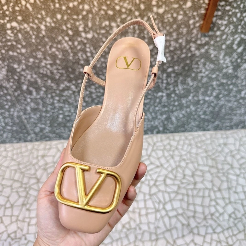 ModernLook Vxlxntino Sandals 229617
