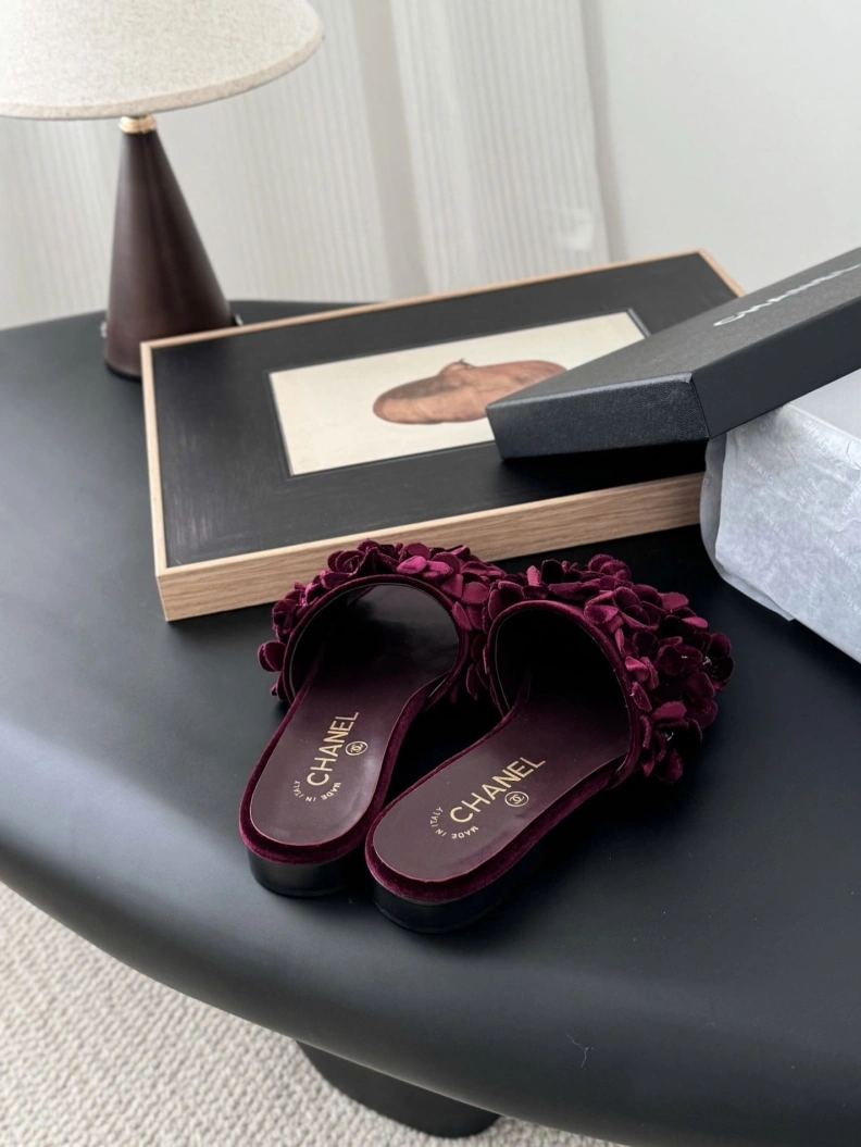 Chxnxl Slippers Modern 119896