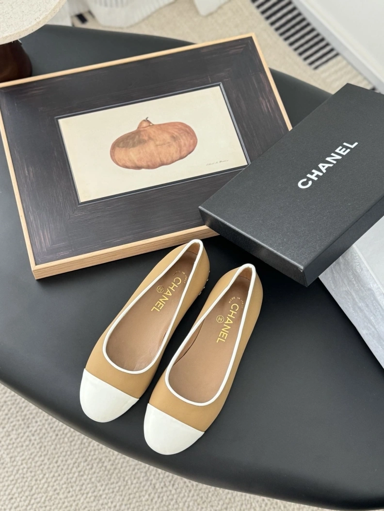Trendsetting Chxnxl Flat Shoes 120946
