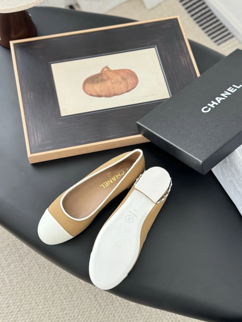 Trendsetting Chxnxl Flat Shoes 120946