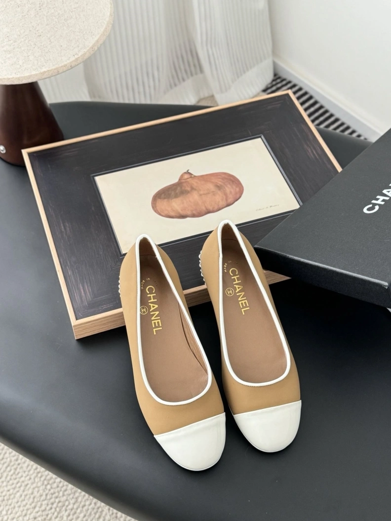 Trendsetting Chxnxl Flat Shoes 120946