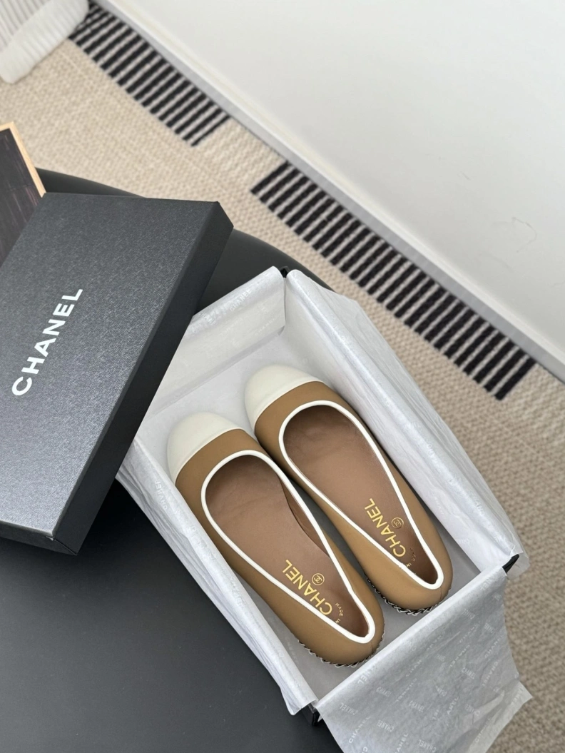 Trendsetting Chxnxl Flat Shoes 120946