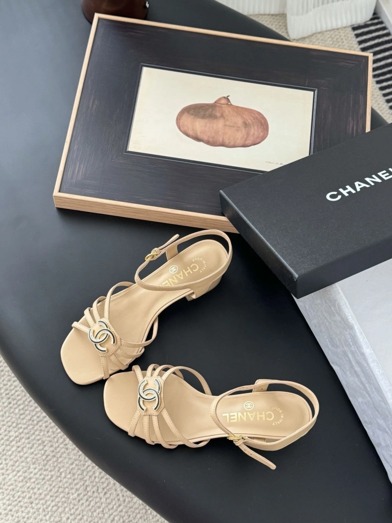 Lightweight Chxnxl Sandals 120429
