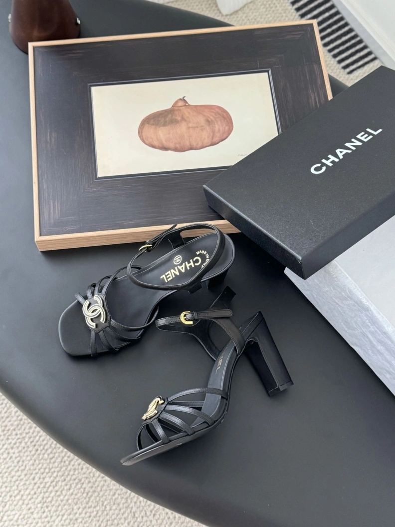 Trendy Chxnxl Sandals 120419