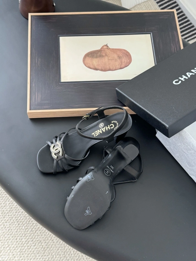 Trendy Chxnxl Sandals 120419