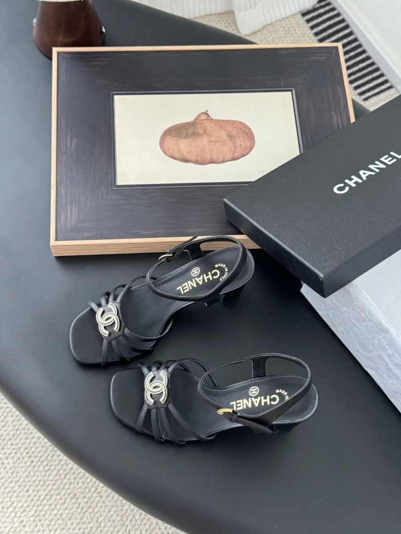 Trendy Chxnxl Sandals 120419