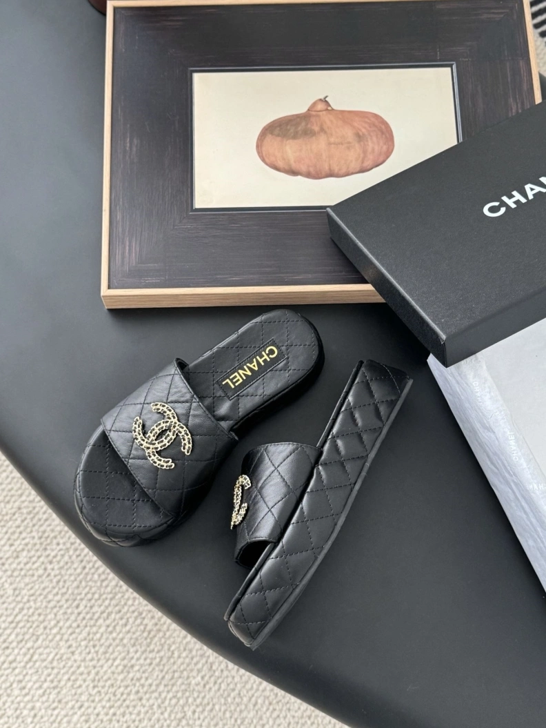 Chxnxl Slippers Bright 119875