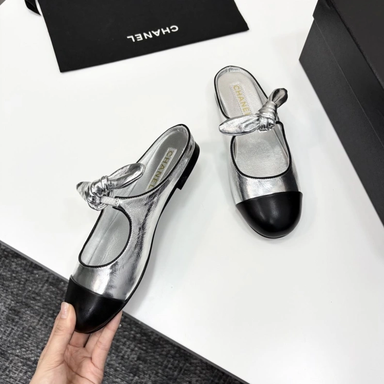 TopPick Chxnxl Slippers 119884