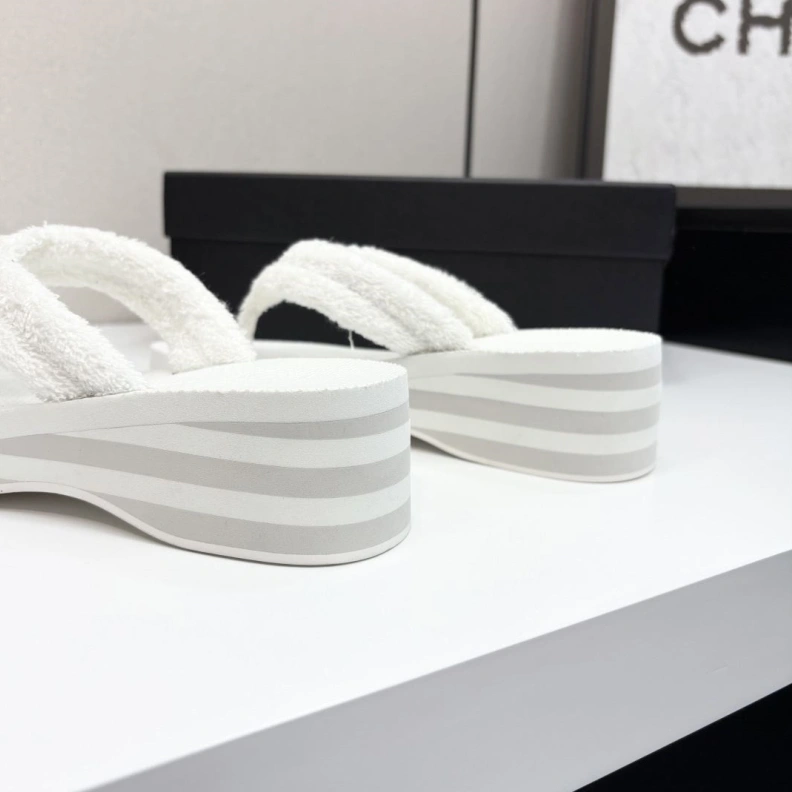 Chxnxl Slippers TopPick 119864