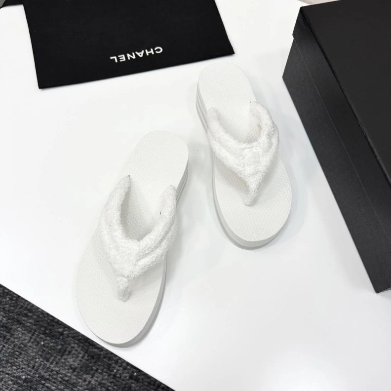 Chxnxl Slippers TopPick 119864