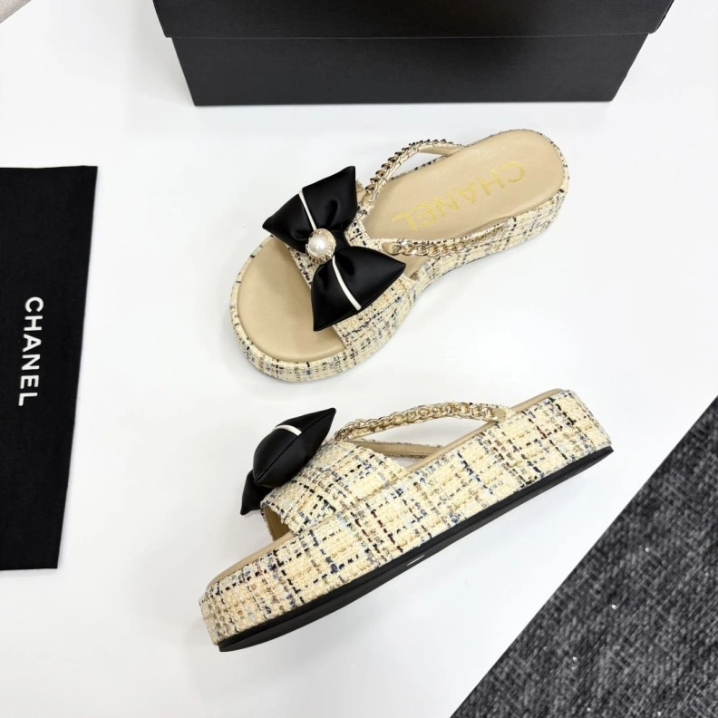 Comfortable Chxnxl Slippers 119865