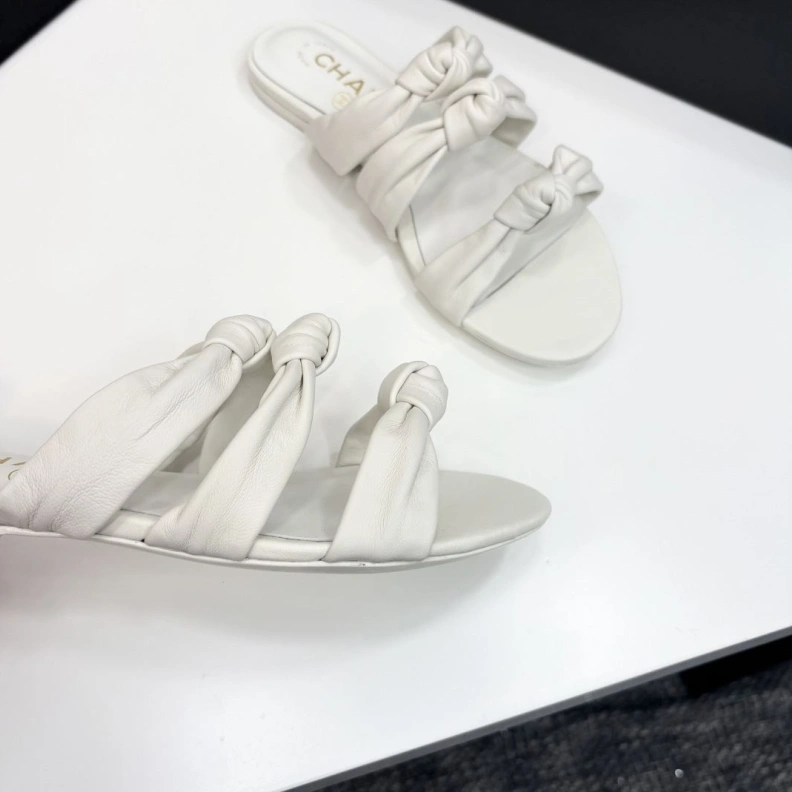 Chxnxl Slippers Bold 119850