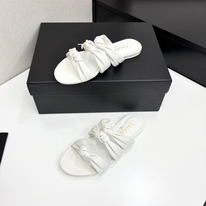 Chxnxl Slippers Bold 119850