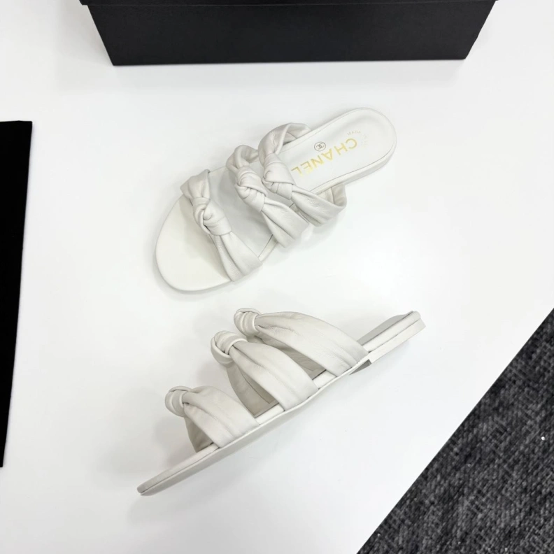 Chxnxl Slippers Bold 119850