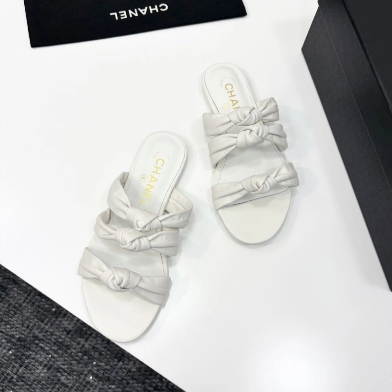 Chxnxl Slippers Bold 119850