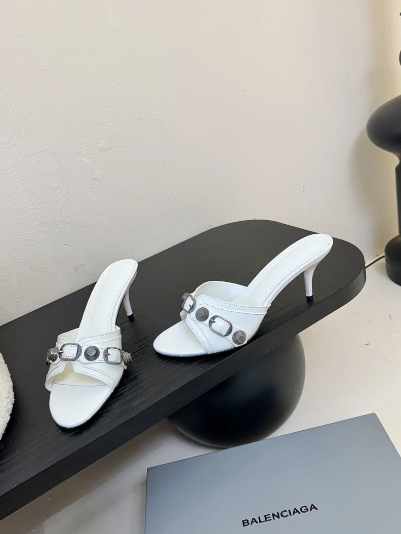 EyeCatching Bxlxnciaga Slippers 109423