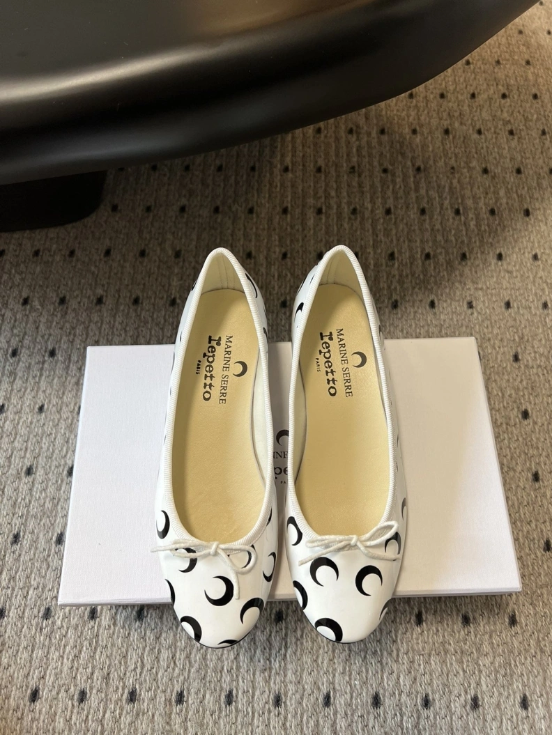 Fashionable Othxr flat shoes 212484