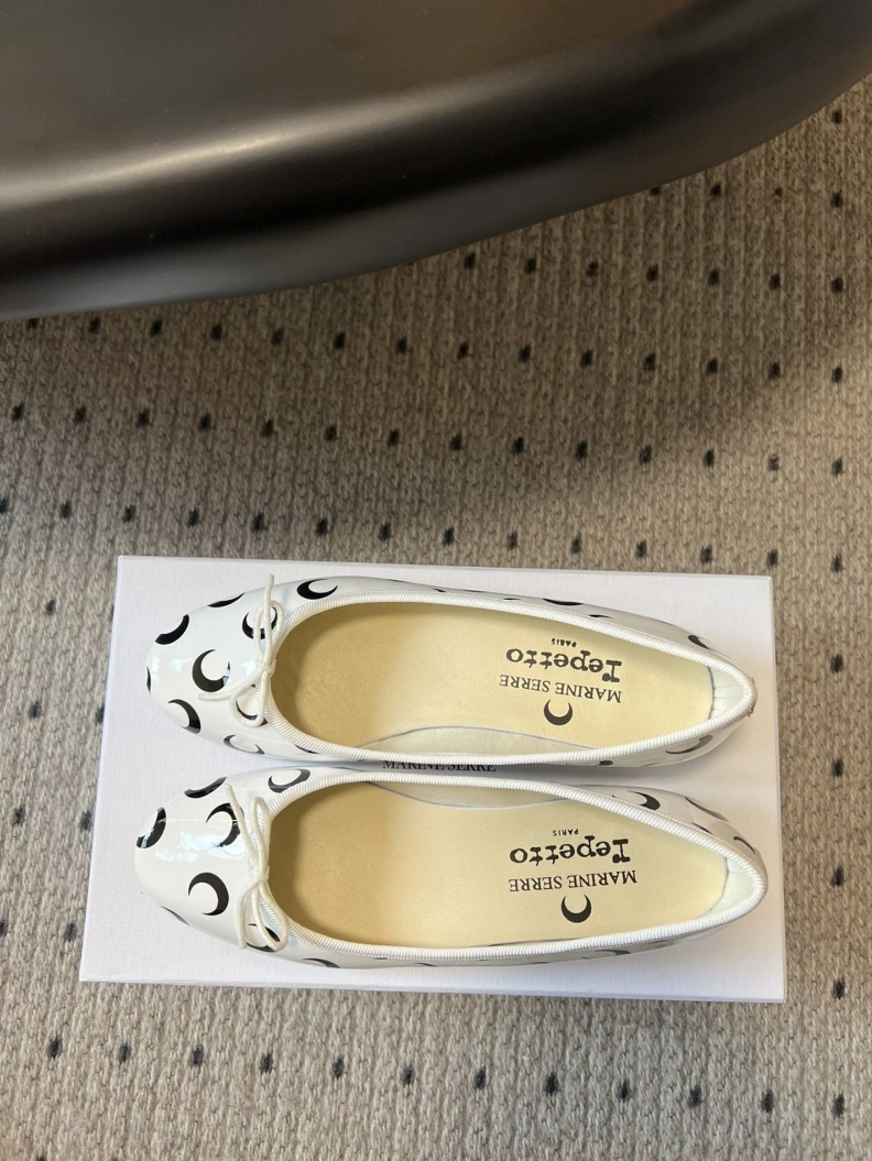 Fashionable Othxr flat shoes 212484