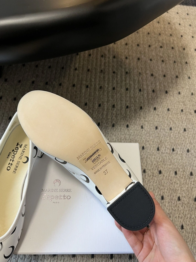 Fashionable Othxr flat shoes 212484