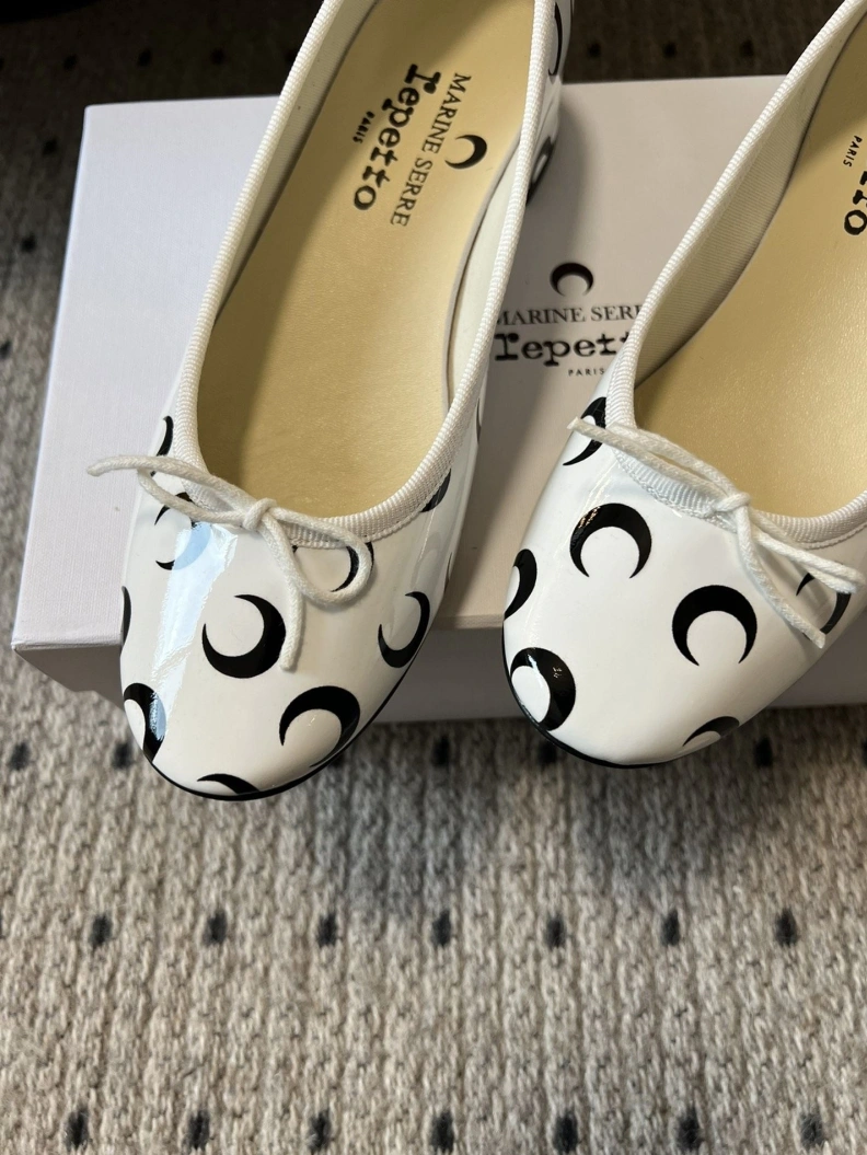 Fashionable Othxr flat shoes 212484