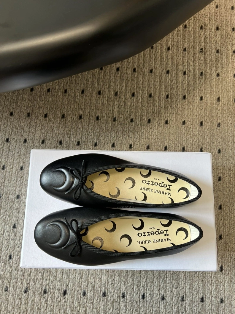 Sleek Othxr flat shoes 212481