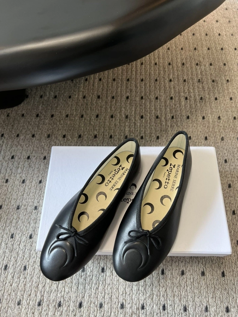 Sleek Othxr flat shoes 212481