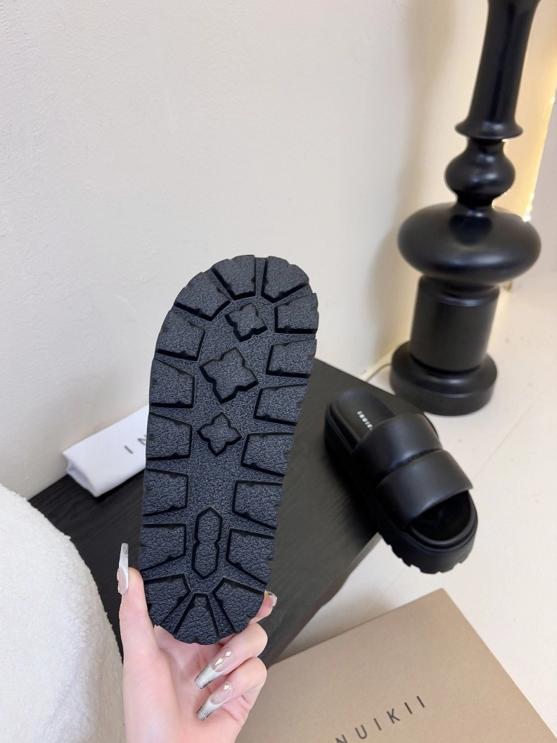 Othxr Slippers ModernLook 212405