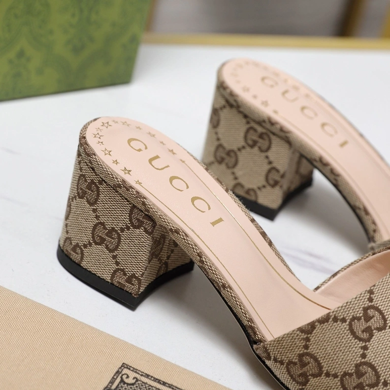 Bright Gxccx Slippers 157399