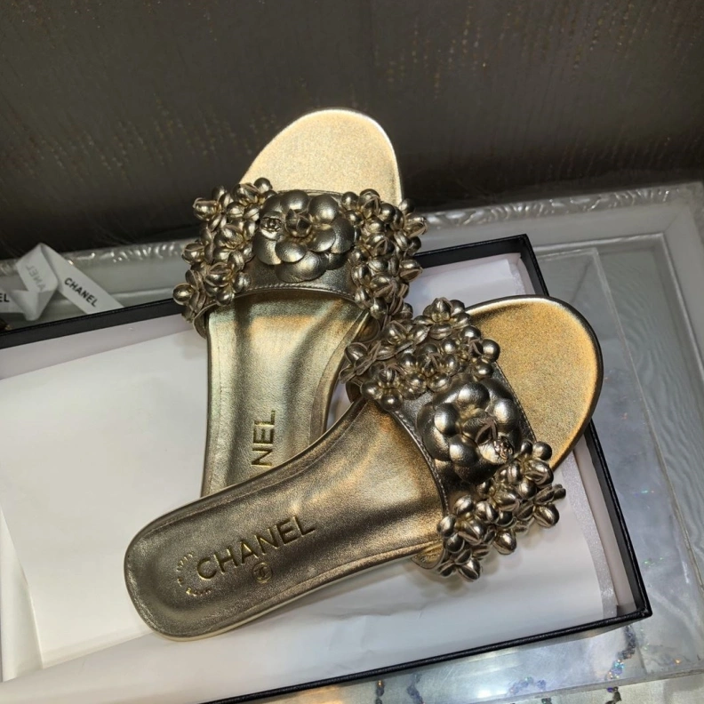 Timeless Chxnxl Slippers 119839