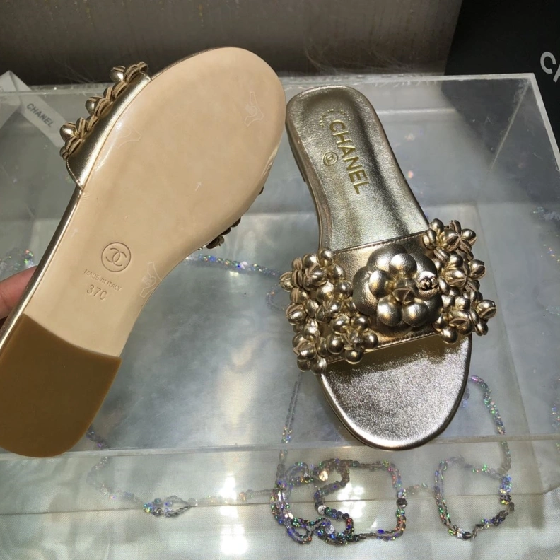 Timeless Chxnxl Slippers 119839