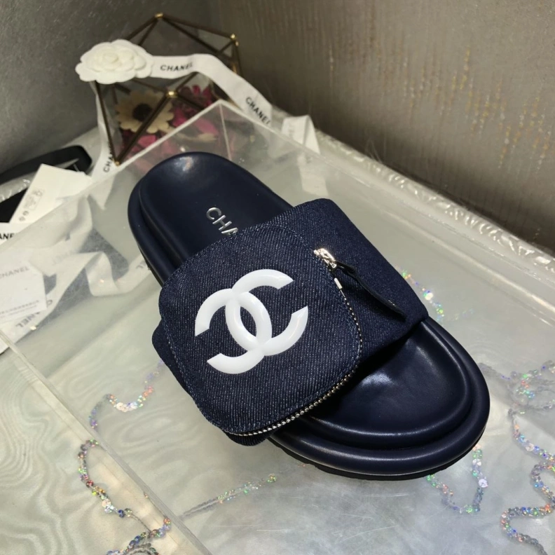 SportInspired Chxnxl Slippers 119840