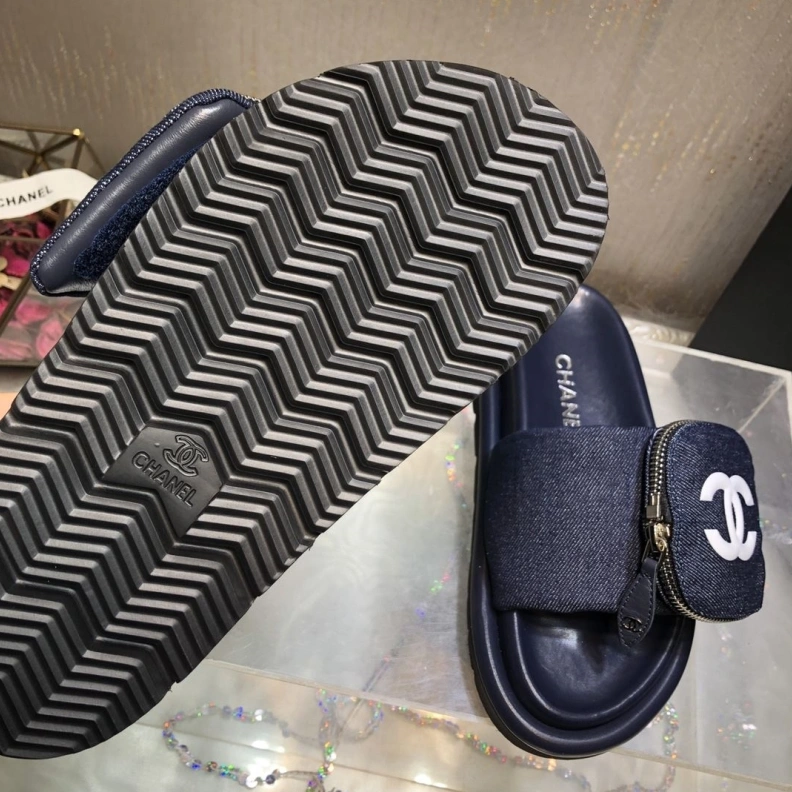 SportInspired Chxnxl Slippers 119840
