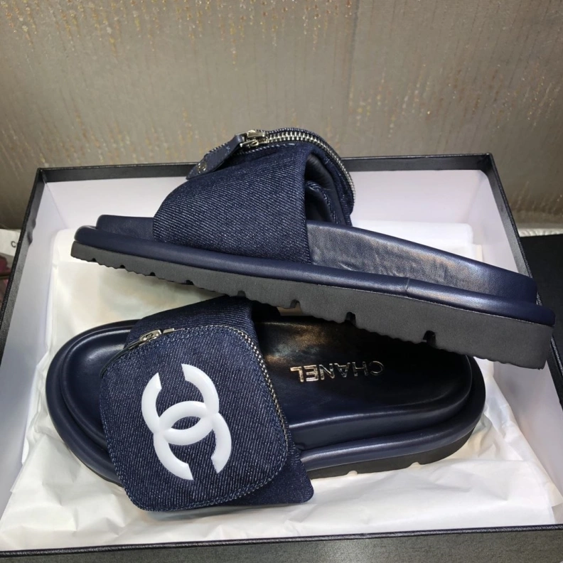SportInspired Chxnxl Slippers 119840