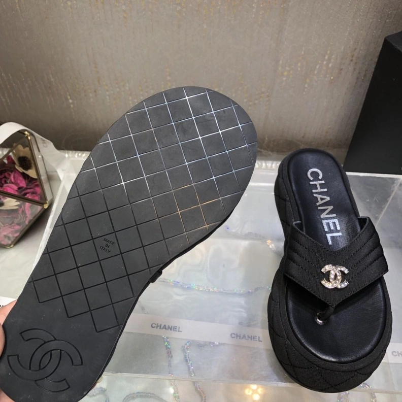 TopPick Chxnxl Sandals 120421