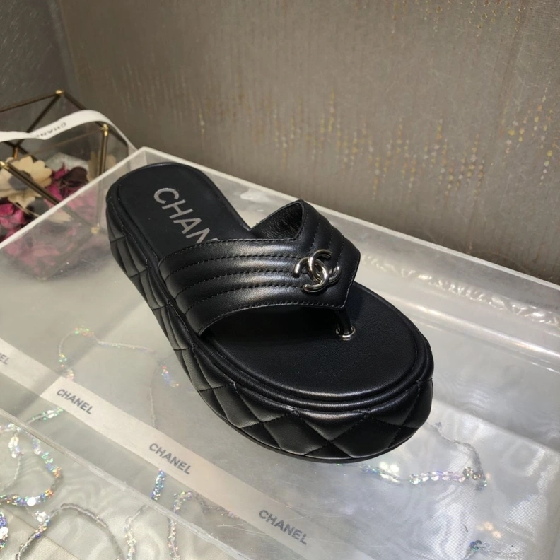 SportInspired Chxnxl Sandals 120414