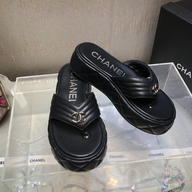 SportInspired Chxnxl Sandals 120414