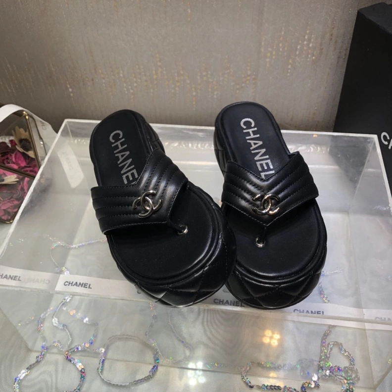 SportInspired Chxnxl Sandals 120414