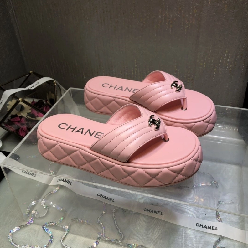 Lightweight Chxnxl Sandals 120415