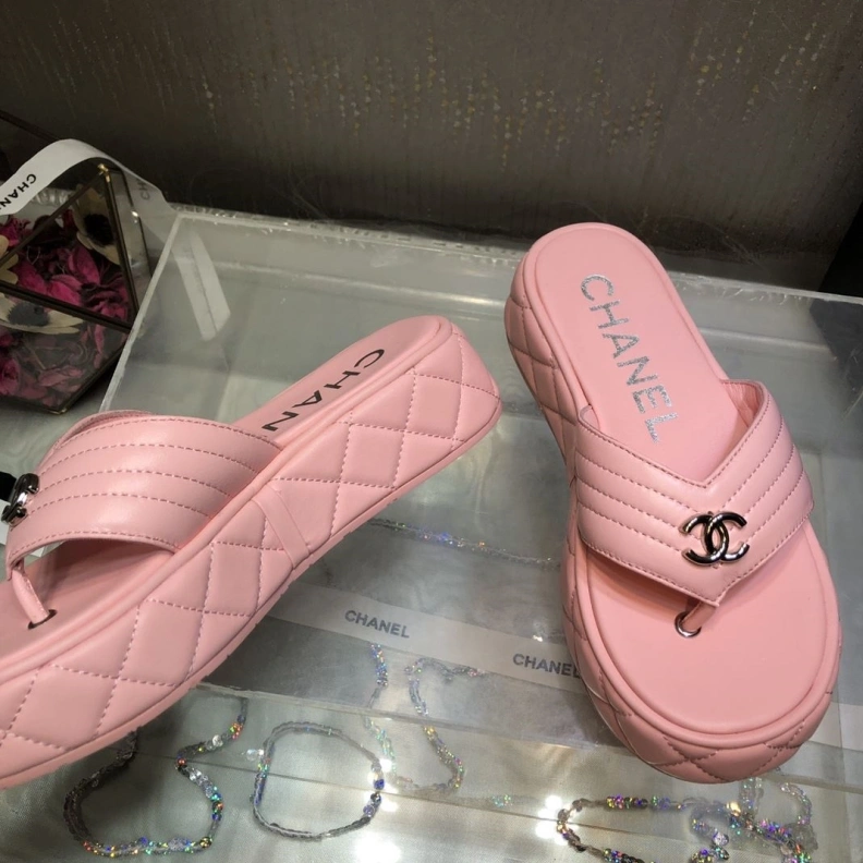 Lightweight Chxnxl Sandals 120415